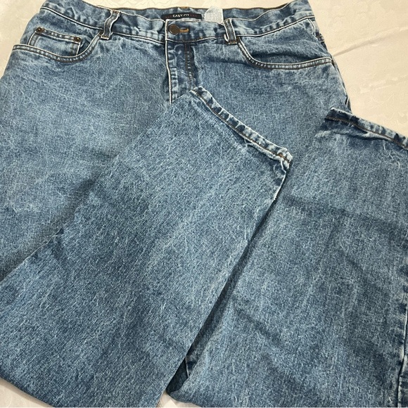 Bill Blass Womens Jeans sz 16 Med Wash Blue straight easy fit denim classic - Picture 6 of 12